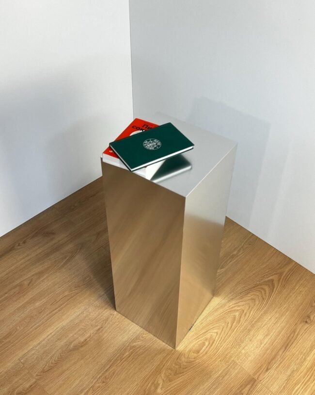 rectangle cuboid shape stainless steel table for luxury decor - Image 2